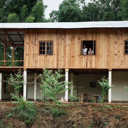 Por Joi ,Por Dee House Chiang Mai Exterior foto